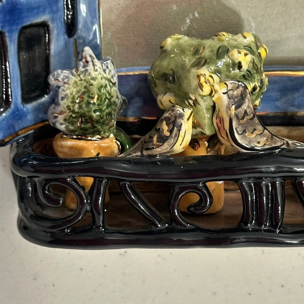 VTG Blue Sky Clayworks Heather Goldminc Balcony Window Photo Frame Musical Works